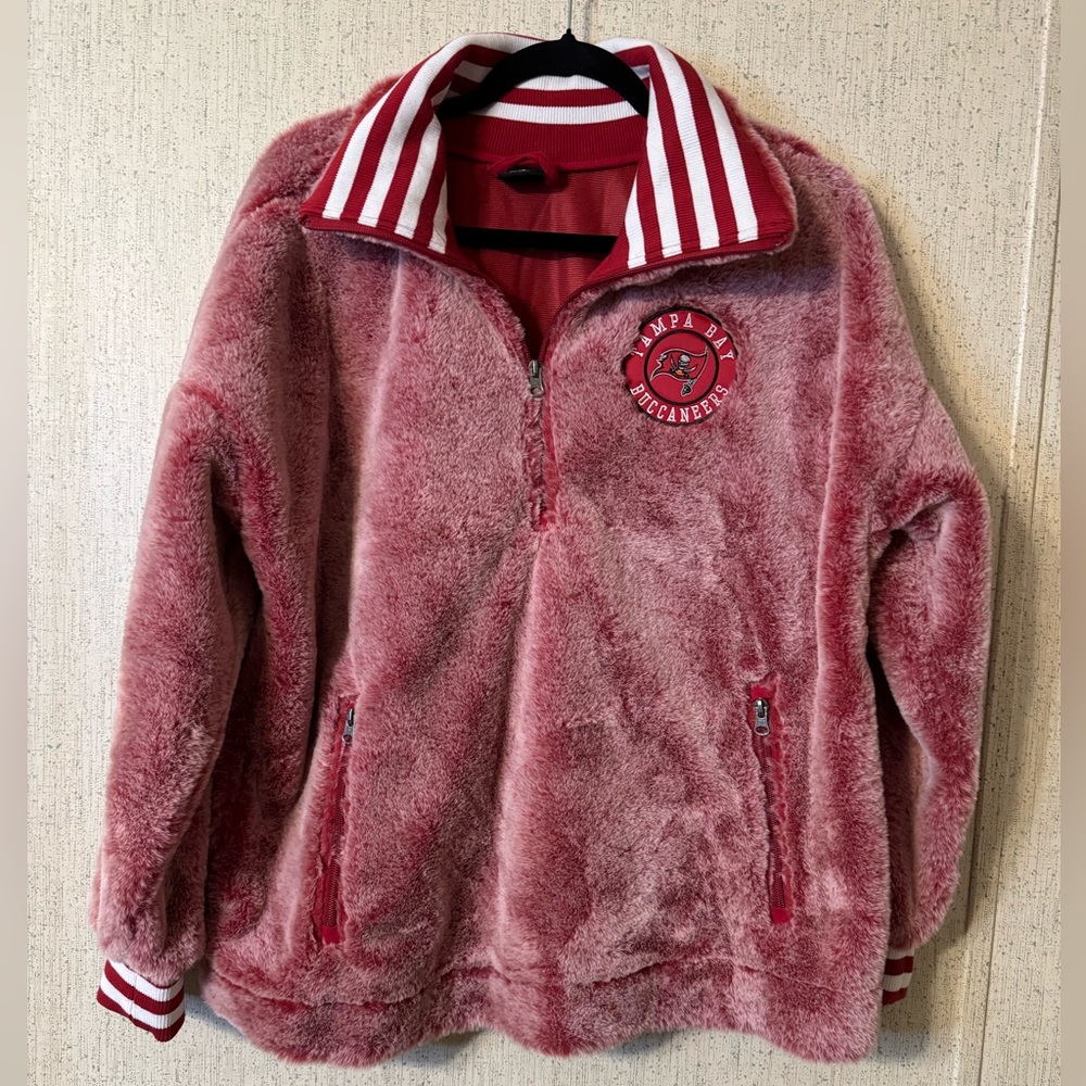 NFL Women’s Frosted Sherpa Pullover w/Rib Knit Sleeves NWOT BUCCANEERS